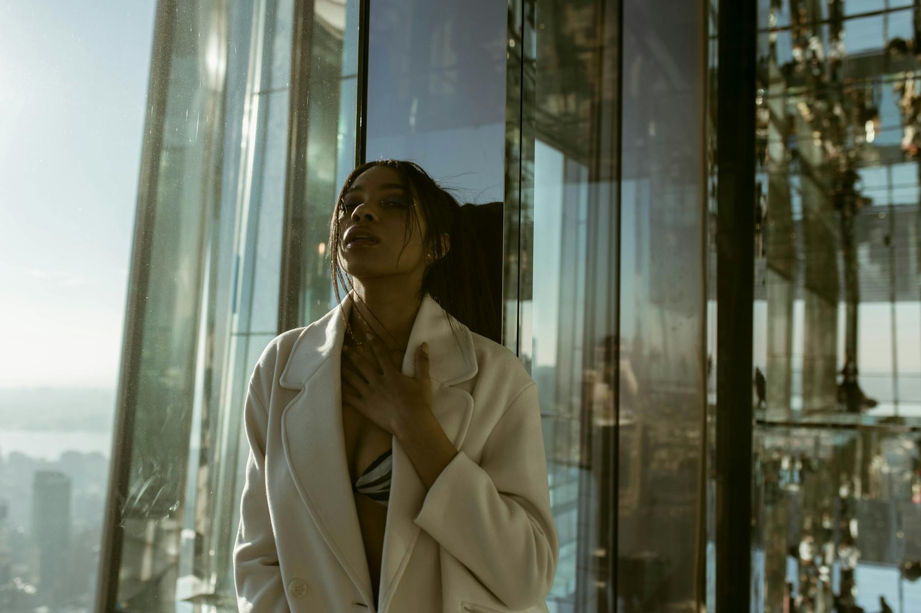 Zoe Saldana Illustration zu Zoe Saldana