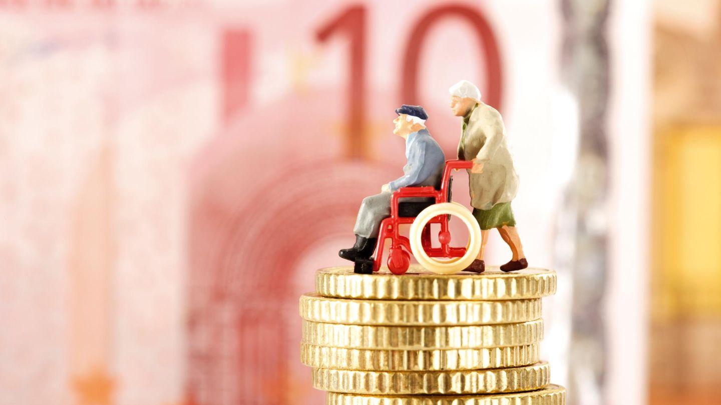 Ruhestand: Wie viele Rentner bekommen mehr als 3000 Euro Rente? 2 Senioren: Zählt das Pflegegeld als Einkommen zur Rente?