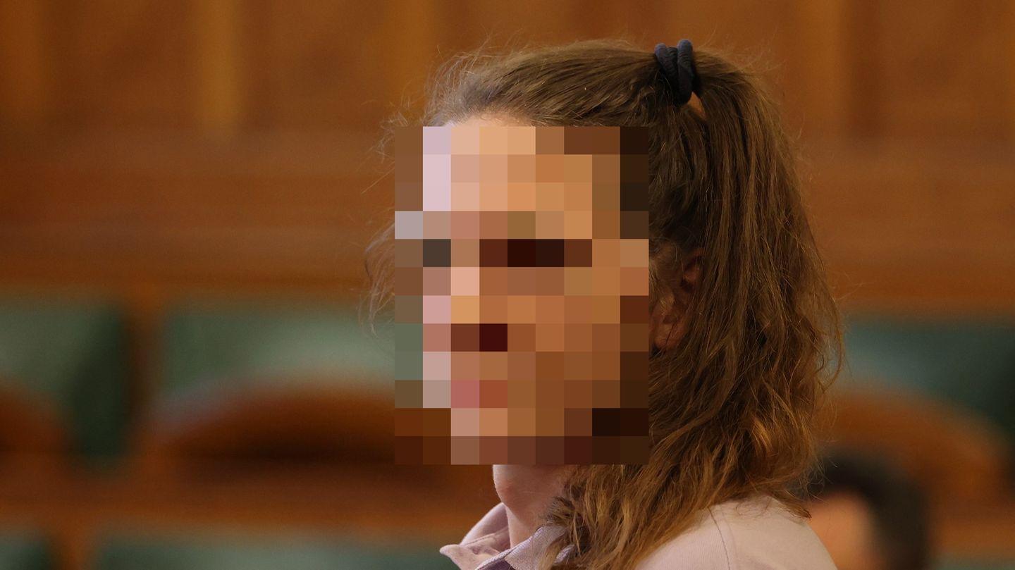 Vorwurf Brandstiftung: Kegelbrüder erhalten Großteil der Kaution zurück 4 Angriff auf Rechtsextremisten: Gericht verurteilt Maja T. zu acht Jahren Haft in Ungarn